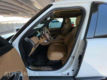 2025 Land Rover Range Rover SE – miniatura 7