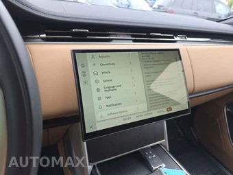 2025 Land Rover Range Rover SE – miniatura 10