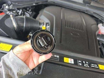 2025 Land Rover Range Rover Sport Dynamic SE - miniatura 24