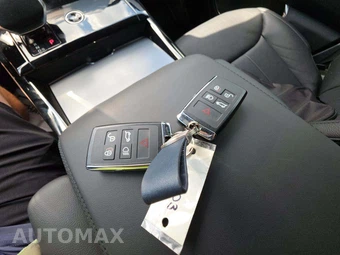 2025 Land Rover Range Rover Sport S - miniatura 5