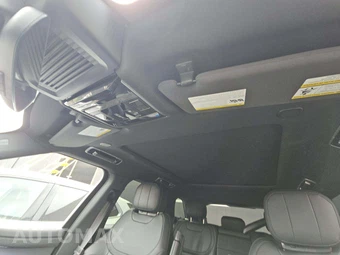 2025 Land Rover Range Rover Sport SE - miniatura 11