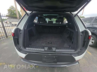 2025 Land Rover Range Rover Sport SE - miniatura 14