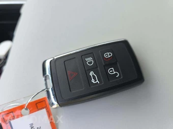 2025 Land Rover Range Rover SV – miniatura 5