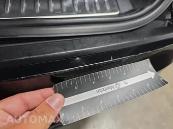2025 Land Rover Range Rover Velar Dynamic SE – miniatura 22