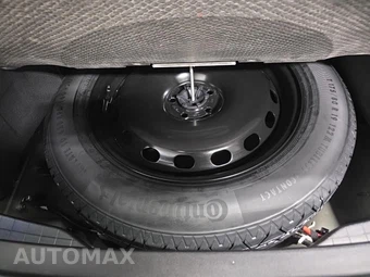 2025 Land Rover Range Rover Velar Dynamic SE – miniatura 7