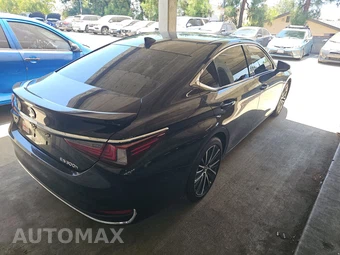 2025 Lexus ES 300h – miniatura 4