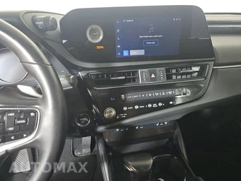 2025 Lexus ES 300h – miniatura 11