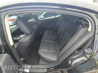 2025 Lexus ES 300h - miniatura 13