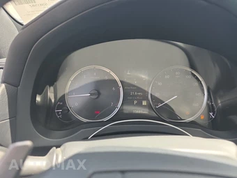 2025 Lexus IS 300 – miniatura 12
