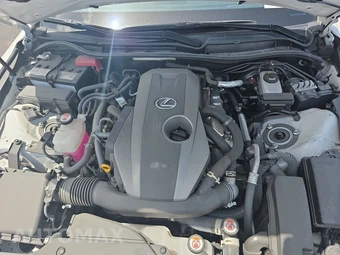 2025 Lexus IS 300 – miniatura 15