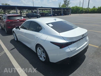 2025 Lexus IS 300 – miniatura 6