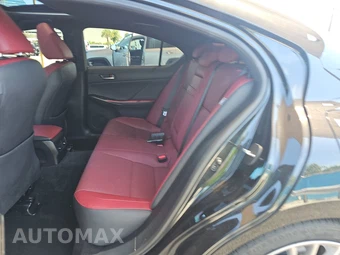 2025 Lexus IS 300 – miniatura 13