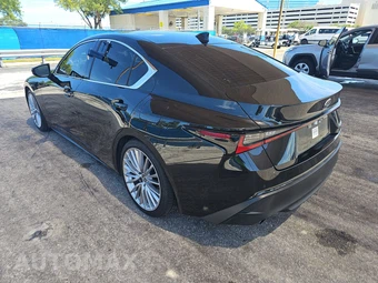 2025 Lexus IS 300 – miniatura 6