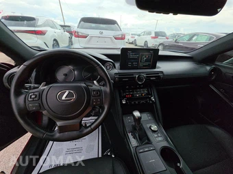 2025 Lexus IS 300 - miniatura 11