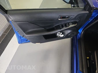 2025 Lexus IS 350 F SPORT Design - miniatura 9