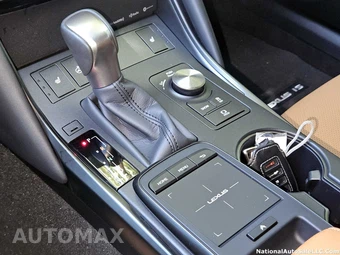2025 Lexus IS 350 F SPORT Design - miniatura 51