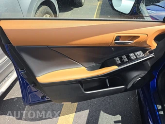 2025 Lexus IS 350 F SPORT Design - miniatura 9