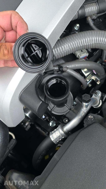 2025 Lexus IS 350 F SPORT - miniatura 19