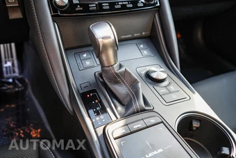 2025 Lexus IS 350 F SPORT - miniatura 20