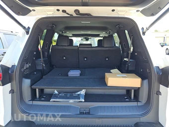 2025 Lexus LX 700h Luxury - miniatura 16