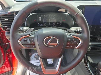 2025 Lexus NX 250 Premium – miniatura 10