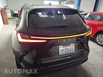 2025 Lexus NX 250 Premium – miniatura 5
