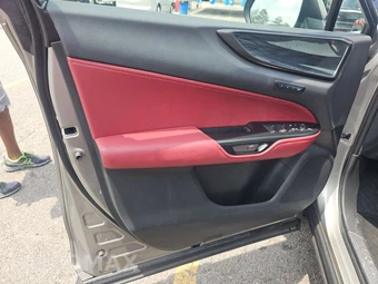 2025 Lexus NX 350 Premium – miniatura 9