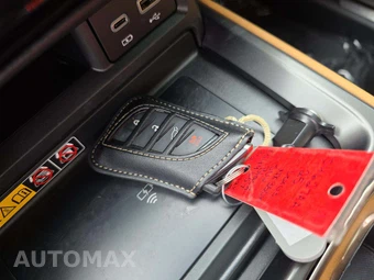 2025 Lexus NX 350h Luxury - miniatura 8