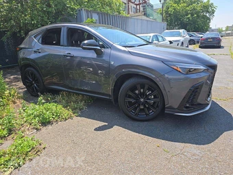 2025 Lexus NX 450h+ F SPORT Handling - miniatura 4