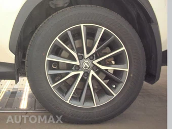 2025 Lexus NX 450h+ - miniatura 12