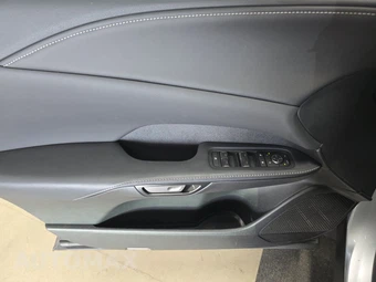 2025 Lexus RX 350 – miniatura 9