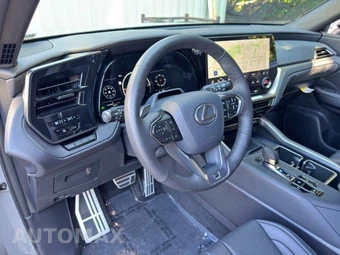 2025 Lexus TX 500h F SPORT Premium - miniatura 11