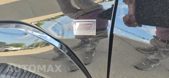 2025 Lexus UX 300h F SPORT Design - miniatura 18