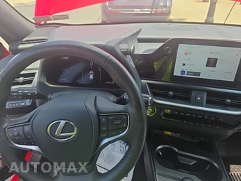 2025 Lexus UX 300h Premium - miniatura 14