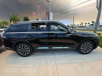 2025 Lincoln Aviator Premiere - miniatura 4