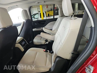 2025 Lincoln Aviator Premiere - miniatura 13