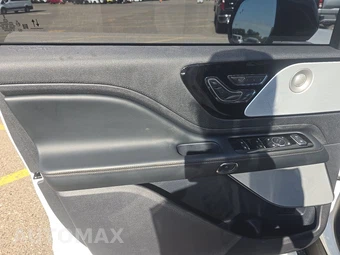 2025 Lincoln Aviator Reserve - miniatura 9
