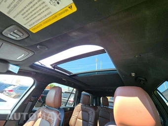 2025 Lincoln Aviator Reserve – miniatura 10