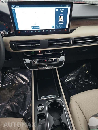 2025 Lincoln Corsair Plug-In Hybrid Grand Touring - miniatura 10