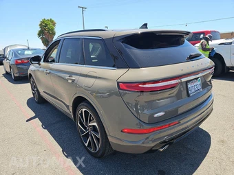 2025 Lincoln Corsair Plug-In Hybrid Grand Touring - miniatura 6