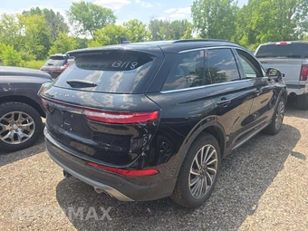 2025 Lincoln Corsair Reserve - miniatura 3