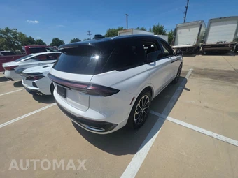 2025 Lincoln Nautilus Reserve - miniatura 4