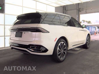 2025 Lincoln Nautilus Reserve – miniatura 4