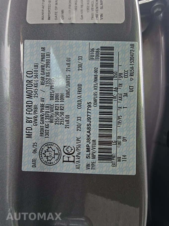 2025 Lincoln Nautilus Reserve – miniatura 2