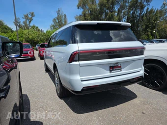2025 Lincoln Navigator L Reserve - miniatura 2