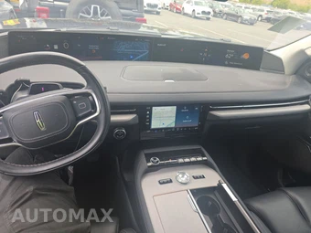 2025 Lincoln Navigator Reserve - miniatura 11
