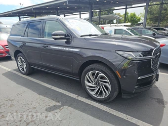 2025 Lincoln Navigator Reserve - miniatura 3
