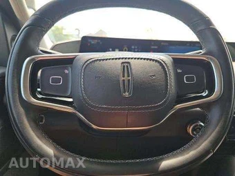 2025 Lincoln Navigator Reserve - miniatura 32