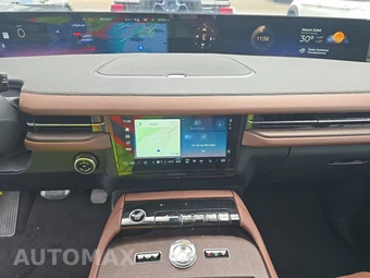 2025 Lincoln Navigator Reserve - miniatura 11
