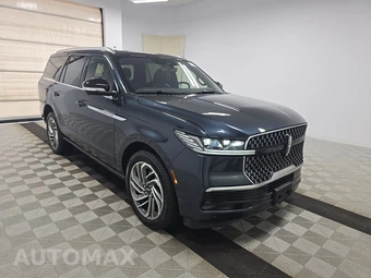 2025 Lincoln Navigator Reserve - miniatura 3
